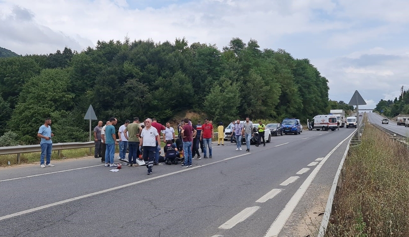 otomobil-ile-motosiklet-carpisti-2-yaralid3ppcgjka0