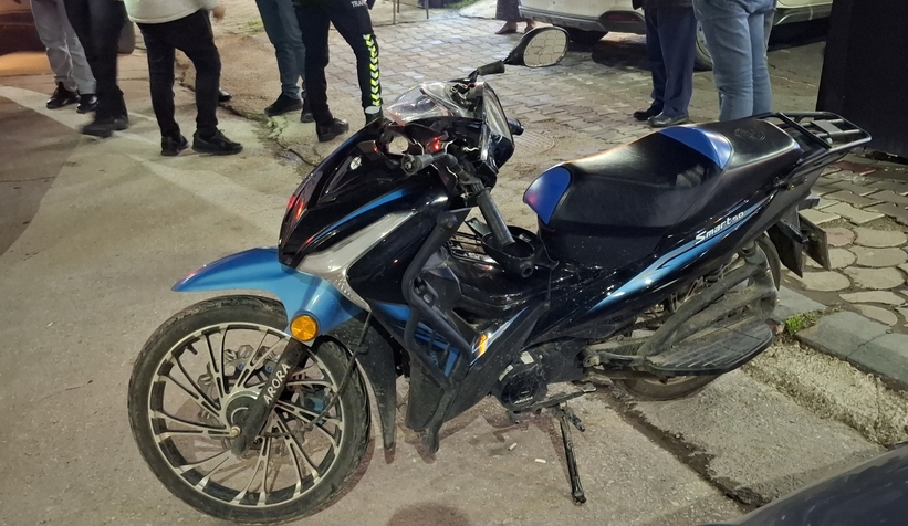 otomobil-ile-motosiklet-carpistireuxwtvlv1