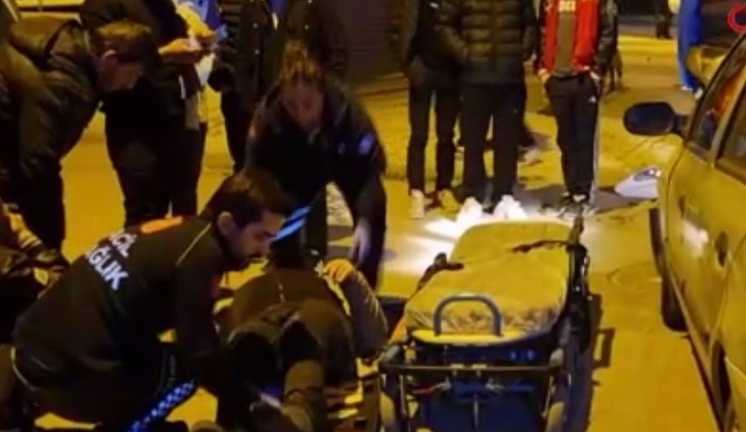 Otomobil ile motosiklet kafa kafaya böyle çarpıştı