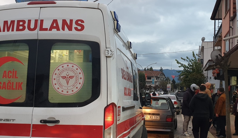 otomobil-ile-motosikletli-kurye-carpistinxl5c21rue