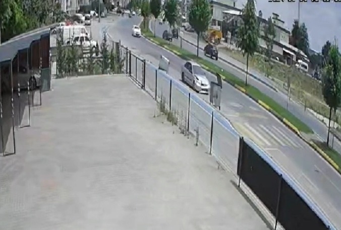 Otomobil sürücüsü tepki topladı