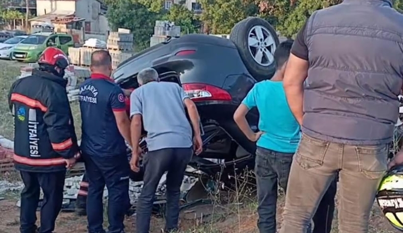otomobil-takla-atti-2-yaralivkh4y3pdzu