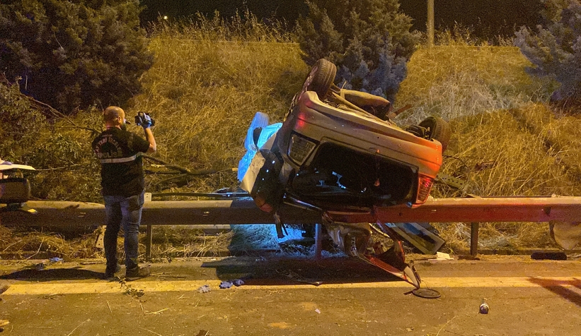 Otomobil takla attı: 3 ölü