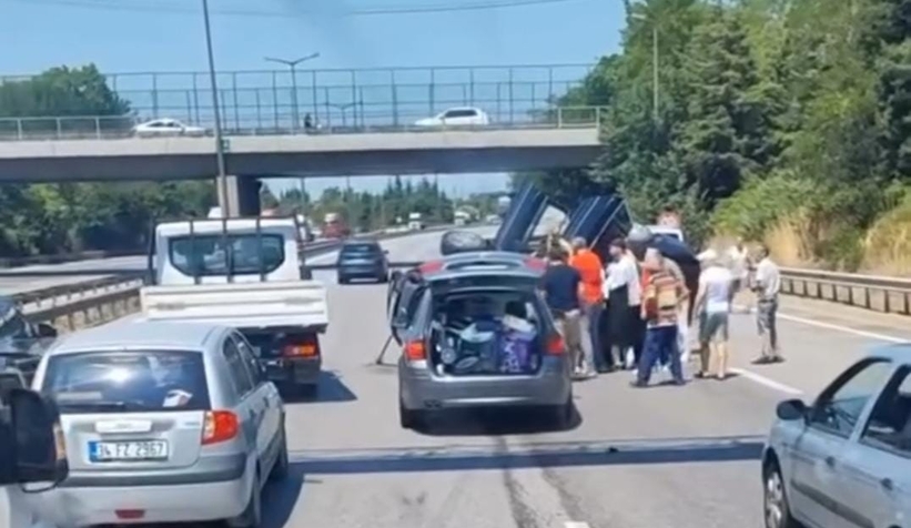 Otomobil takla attı