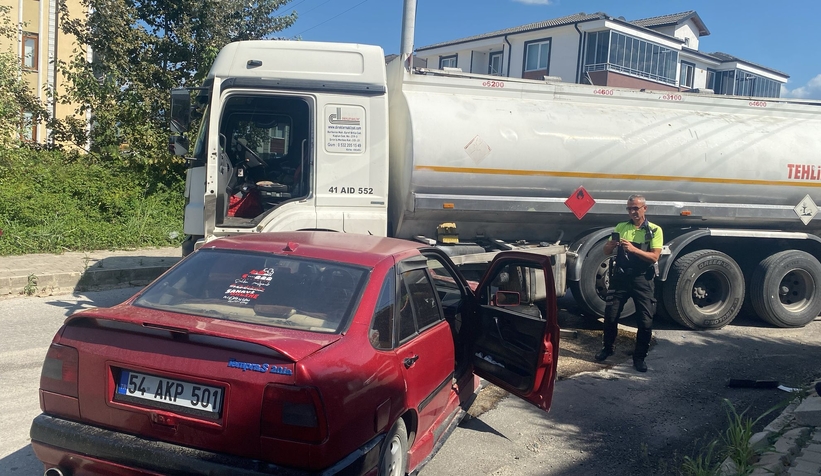 otomobil-tankere-carpti-1-yaralidzhfaexck1