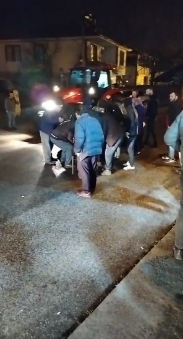 Otomobil yayaya çarptı