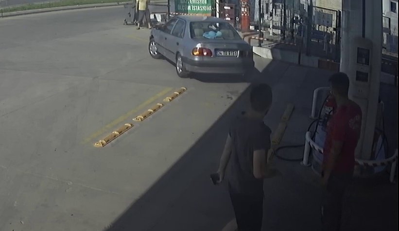 Otomobili böyle gasp etti; Suç dosyası kabarık