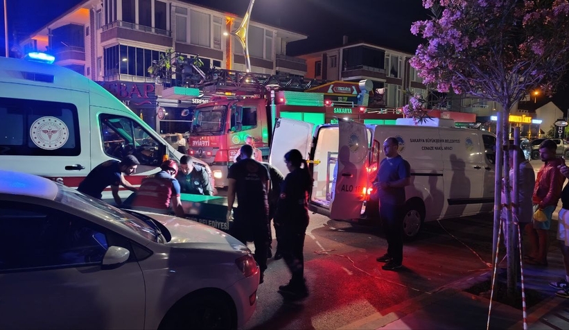 Otomobilin çarptığı kadın hayatını kaybetti