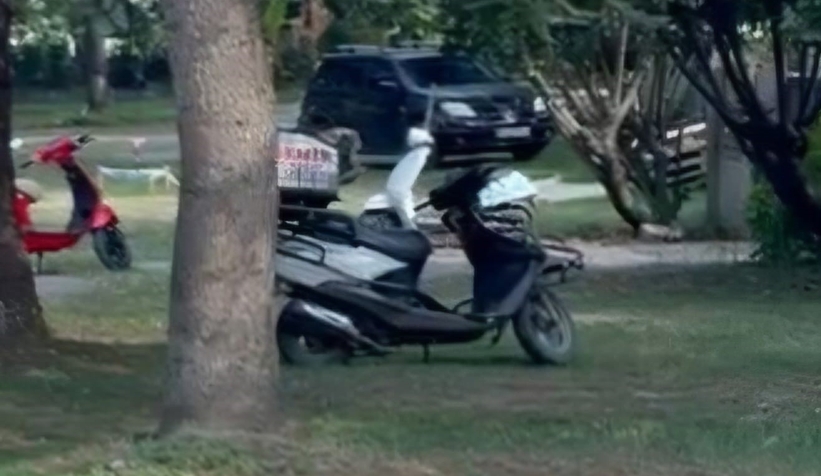 Otomobille çarpışan motosikletli genç öldü