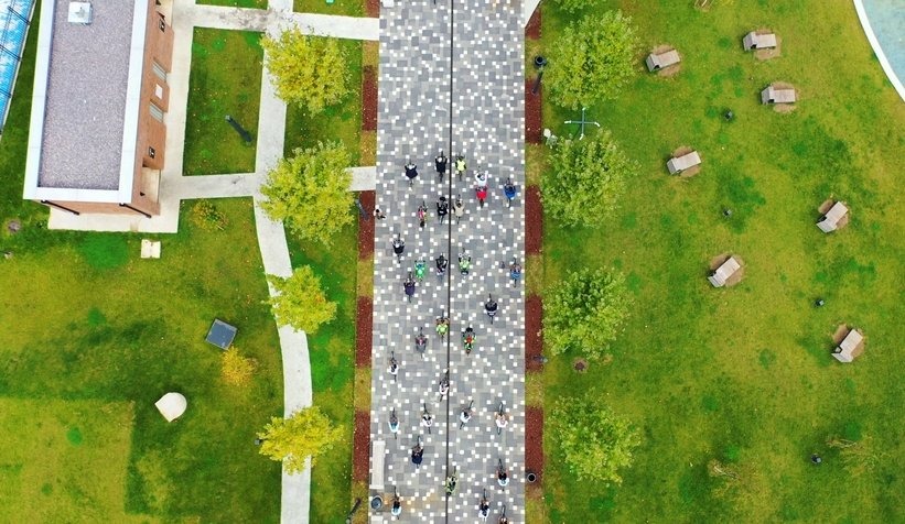 Otomobiller yerini pedallara bıraktı