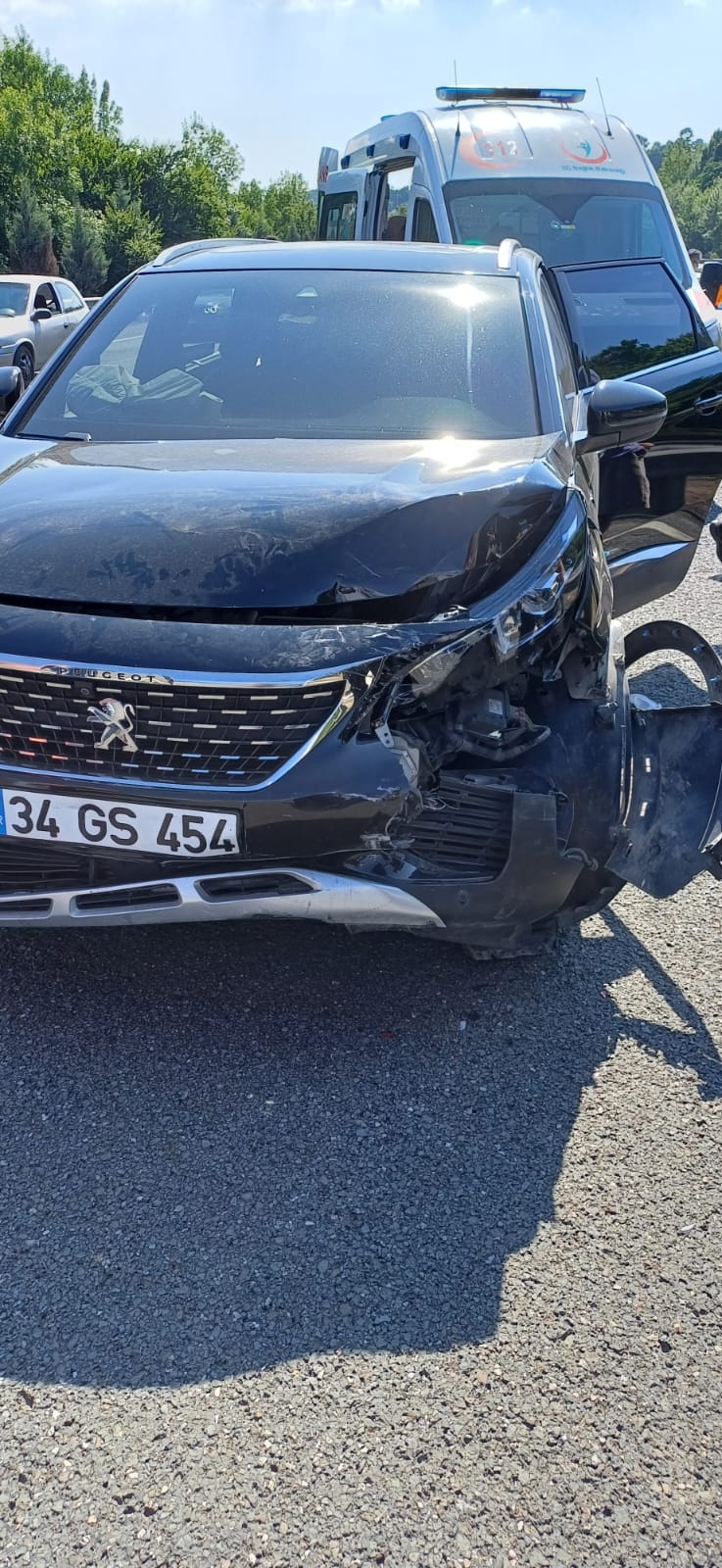 Otoyolda 5 araçlı  zincirleme kaza