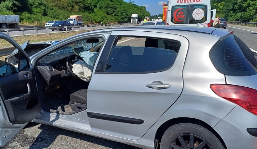 Otoyolda 5 araçlı  zincirleme kaza