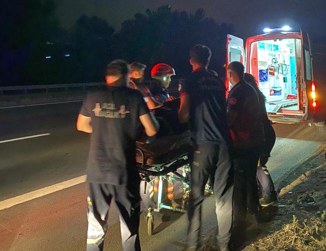 Otoyolda feci kaza; 1'i ağır 3 yaralı