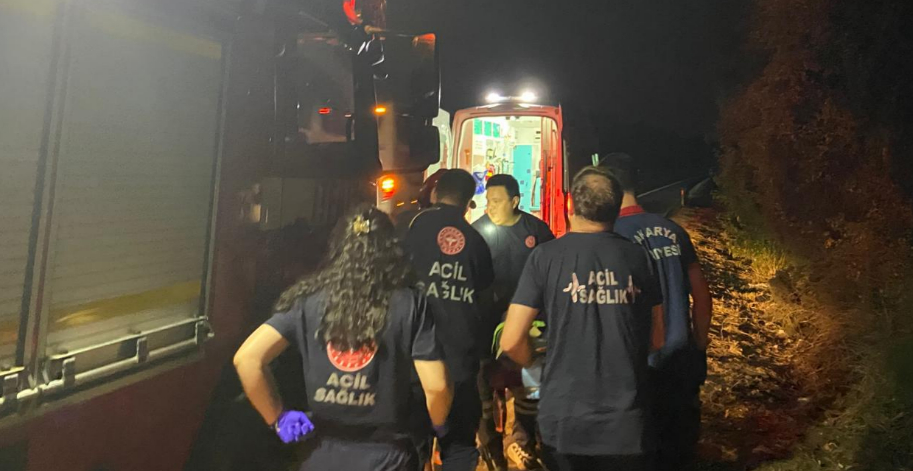 Otoyolda feci kaza; 1'i ağır 3 yaralı