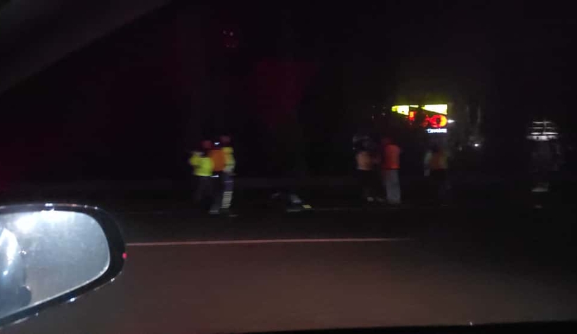 otoyolda-feci-kaza-olay-yerinde-can-verdivxoyzwe4ql