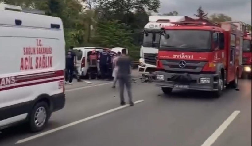 Otoyolda kaza: 3 yaralı