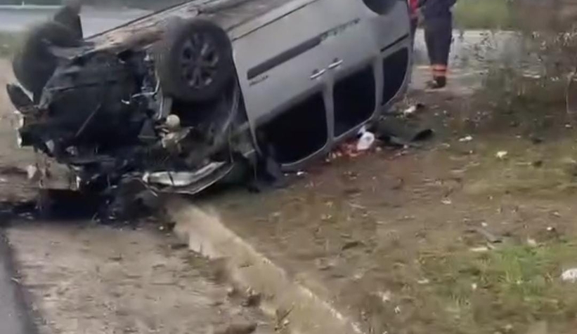 Otoyolda otomobil takla attı: 1 yaralı