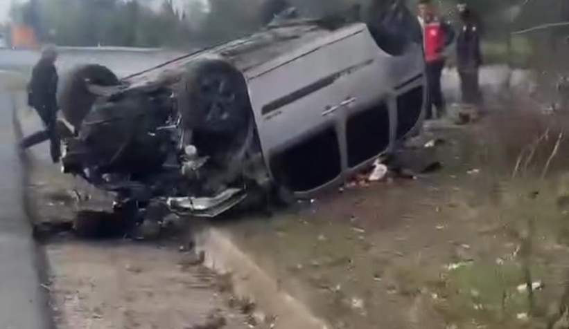 Otoyolda otomobil takla attı: 1 yaralı