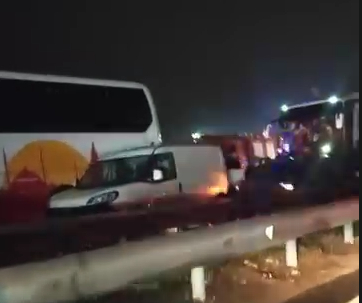 Otoyolda zincirleme kaza; Yaralılar var