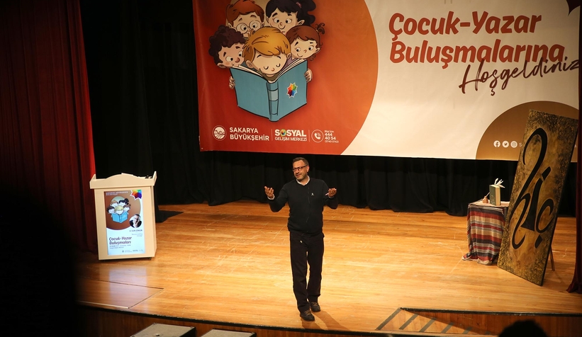 Öykü yazarı Salih Zengin öğrencilerle buluştu