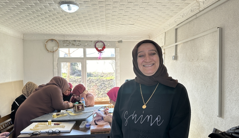 Özel anneler evlat nöbetinde el sanatları öğreniyor