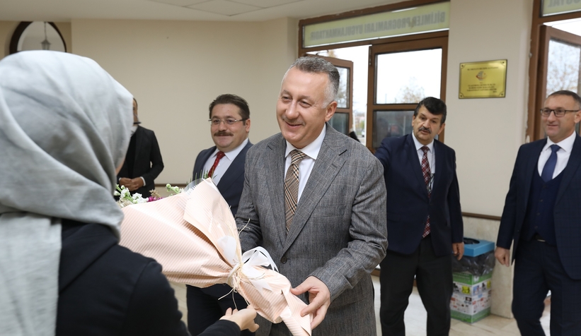 Özel Günde Işıksu’dan anlamlı kutlama