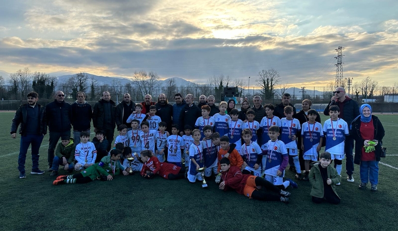 Özer Turgut Futbol Turnuvası Nefesleri Kesti