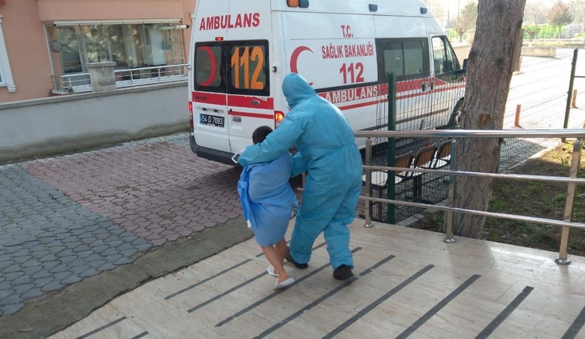 pamukova-da-kimyasal-alarm-2-si-polis-12-kisi-hastanelik-olduzjllwfvctv