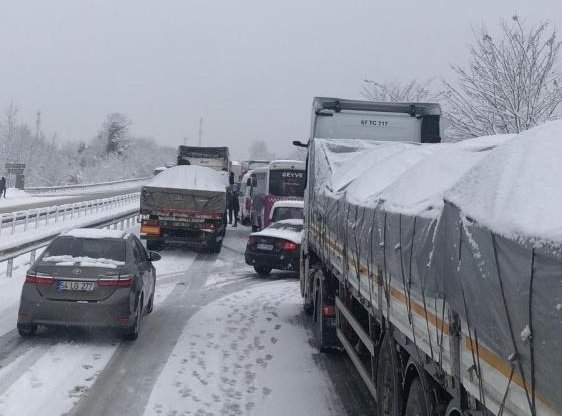 Pamukova yolunda kaza