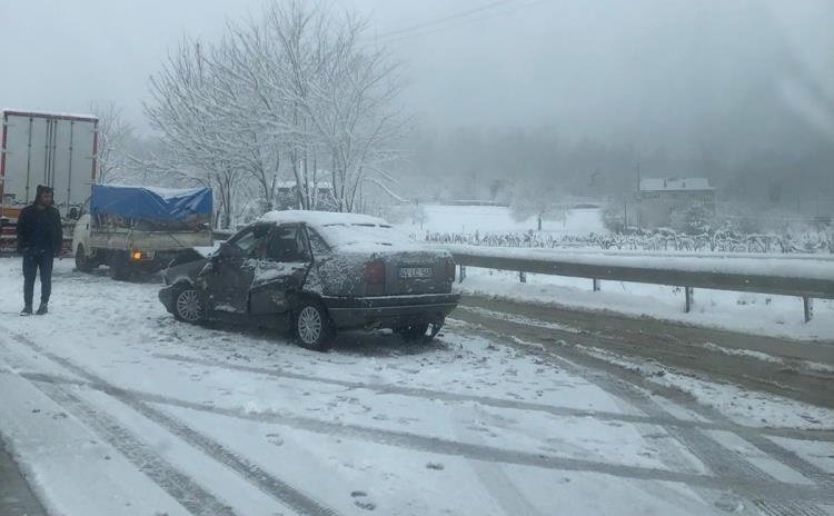 Pamukova yolunda kaza