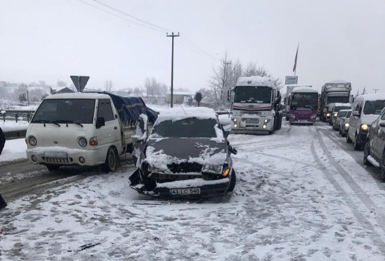 Pamukova yolunda kaza