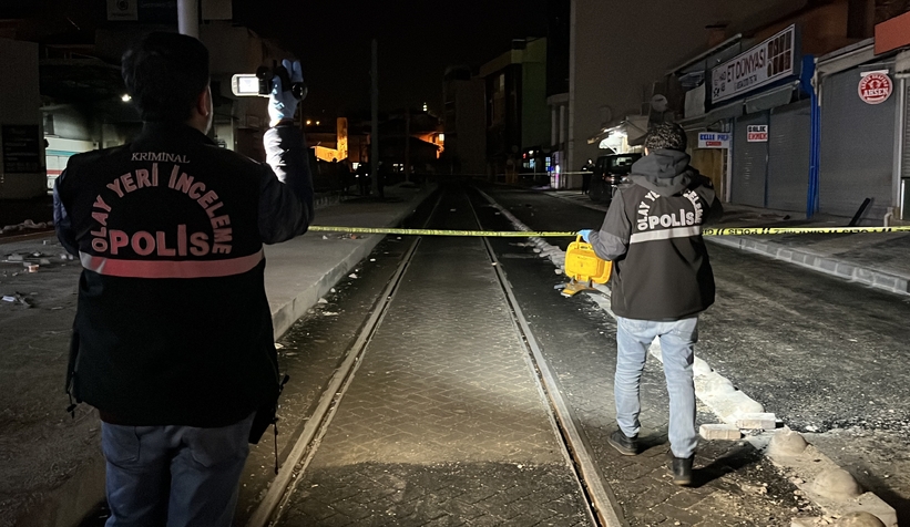 Pandemide tahliye oldu, sokak ortasında bir kişiyi vurdu