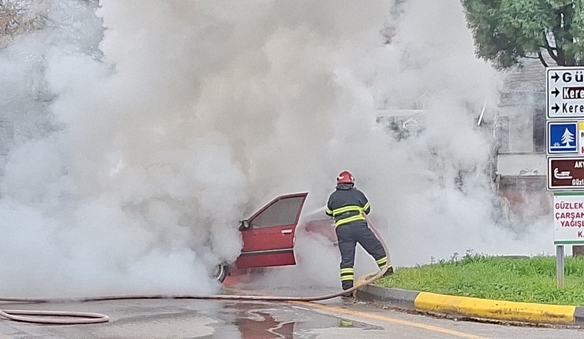 panik-anlari-otomobil-alevler-icinde-kaldiow5gdxrkqw