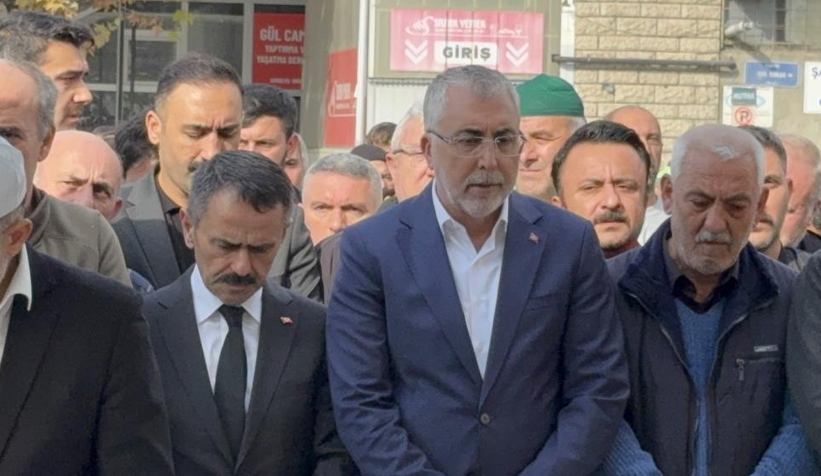 parfum-fabrikasinda-olen-akyazili-kadina-aci-veday1j1oge0rz