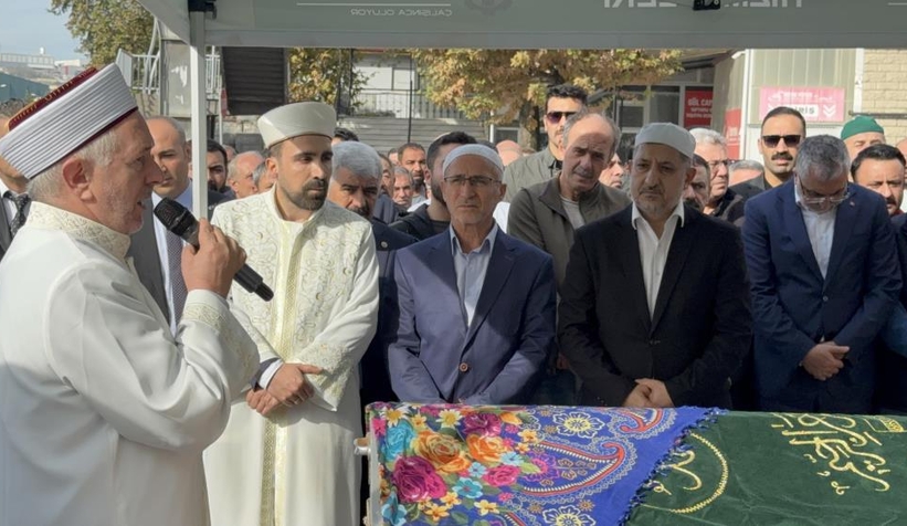 parfum-fabrikasinda-olen-akyazili-kadina-aci-veday1j1oge0rz