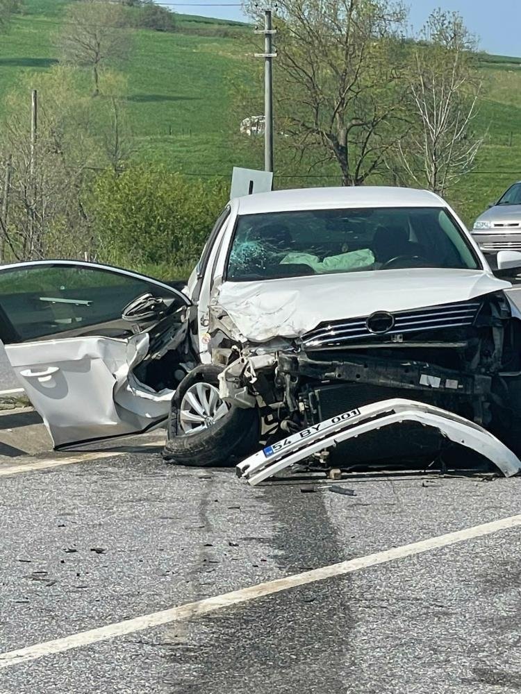 Park halindeki araçları böyle biçti