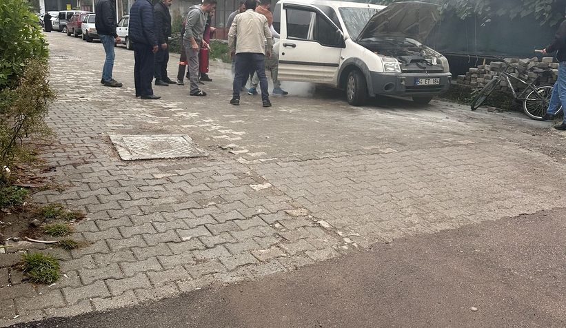 park-halindeki-aracta-yangin-ciktinvzhtvlxb3