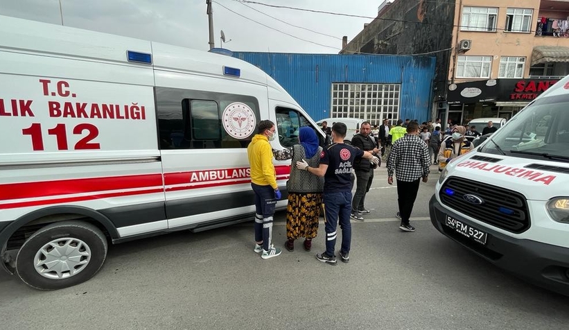 park-halindeki-kamyonete-carpti-1-olu-6-yaralimdy0s2nwnh