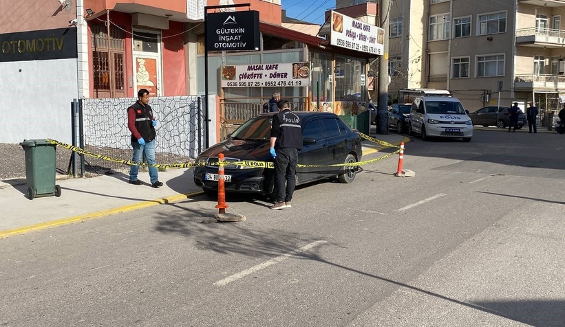 Park halindeki otomobilde silahla vurulmuş halde bulundu