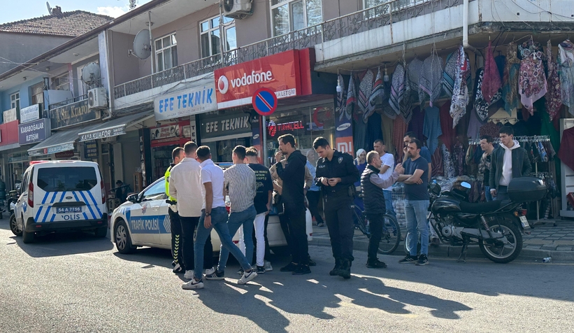 Pat pat ile çarpışan motosikletli yaralandı