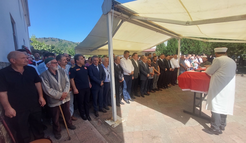 patmalada-hayatini-kaybetmisti-topraga-verildit2jdd3azme
