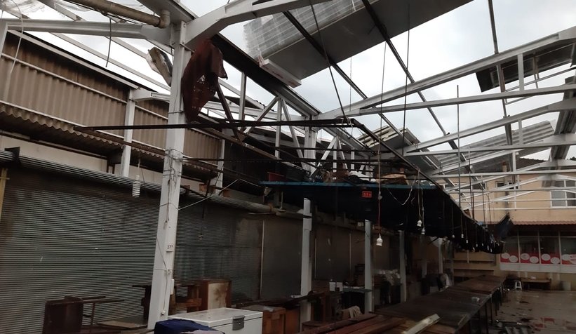 Pazar sergisi zarar gören esnaf tepkili