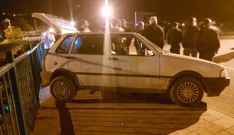 pazarkoy-de-u-donusu-kazaya-neden-oldu-2-yaralicgdwagnkt0