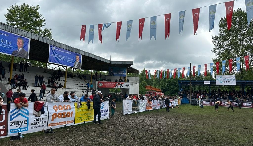 pehlivanlar-akbalik-yagli-guresleri-nde-er-meydanina-ciktiegd6zncxs2