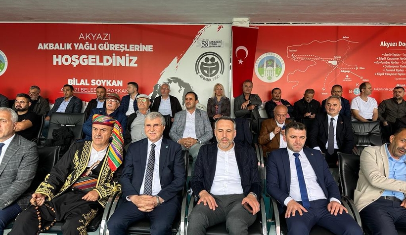 pehlivanlar-akbalik-yagli-guresleri-nde-er-meydanina-ciktiegd6zncxs2