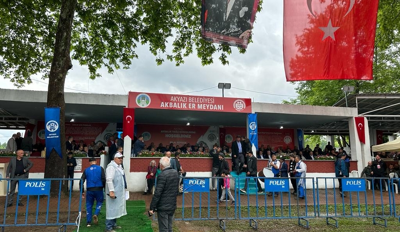 pehlivanlar-akbalik-yagli-guresleri-nde-er-meydanina-ciktiegd6zncxs2