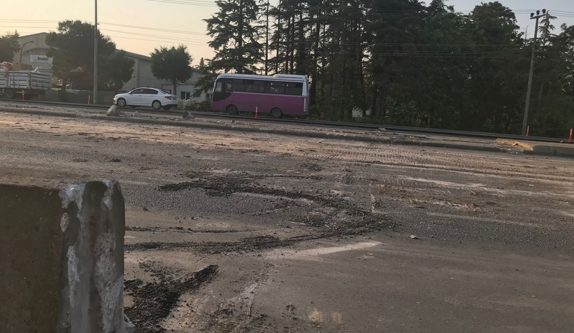 peksenler-kavsagi-trafige-kapatildiafhwszi0ne