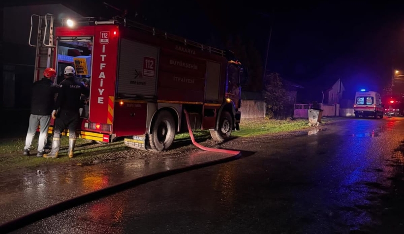 pelet-sobasindan-kalan-koz-ahsap-evi-yaktidzzfaxhzq2