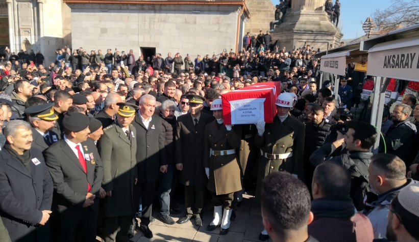 pence-kilit-sehitlerini-binler-ugurladicmq3ennknw