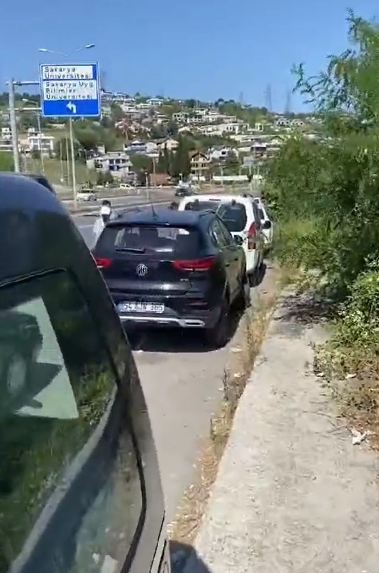piknikcilere-sok-girmesinler-diye-yolu-kazmislarwgr3n0nztt